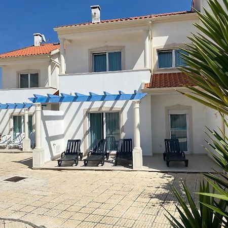Alice'S House Villa Nazare Bagian luar foto